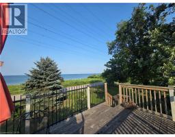 851 BEACH Boulevard, Hamilton, Ontario