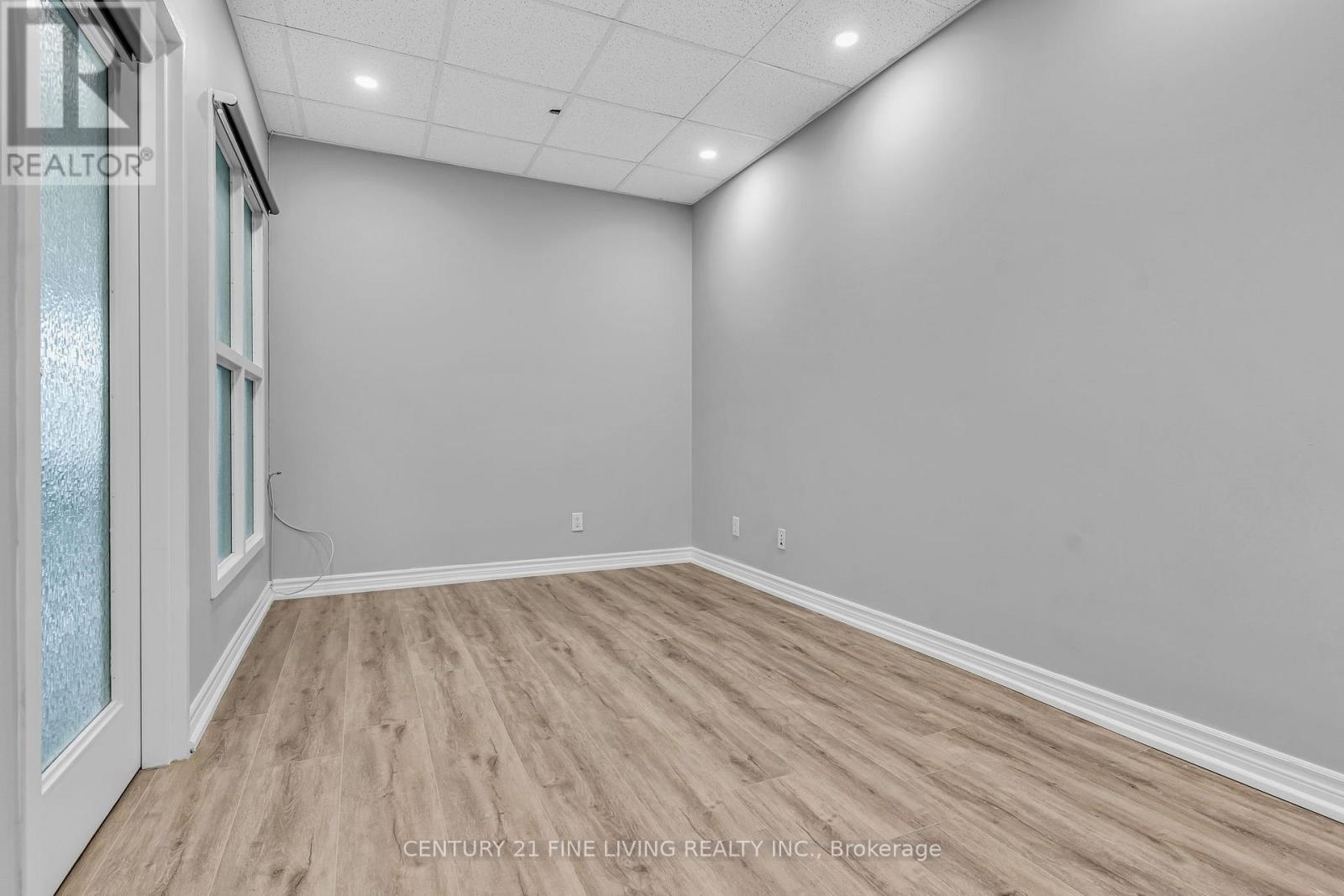 4-203 - 115 Woodstream Boulevard, Vaughan, Ontario  L4L 8K5 - Photo 5 - N13706608