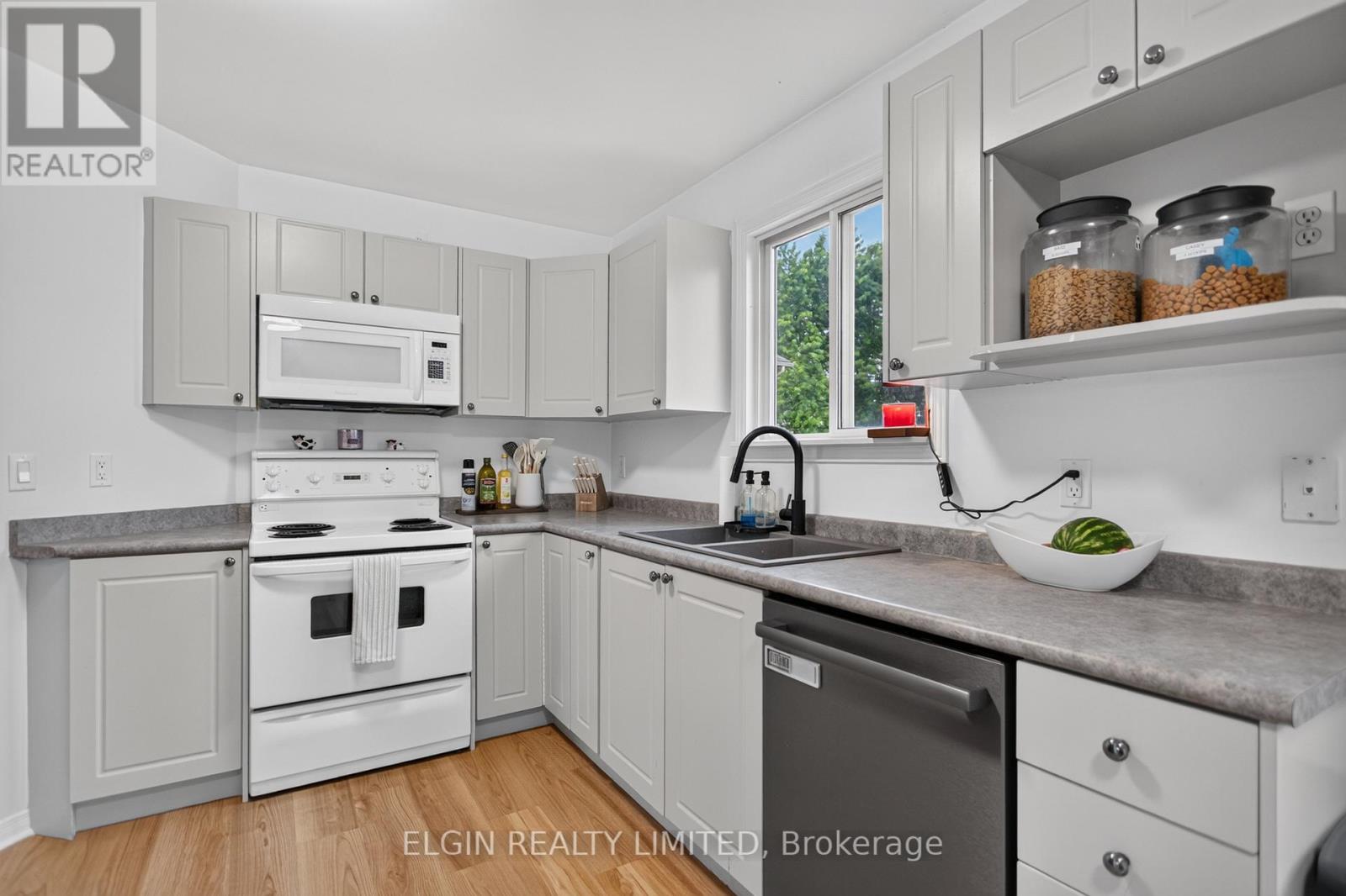 27 Cook Crescent, St. Thomas, Ontario  N5R 6J3 - Photo 15 - X13708092