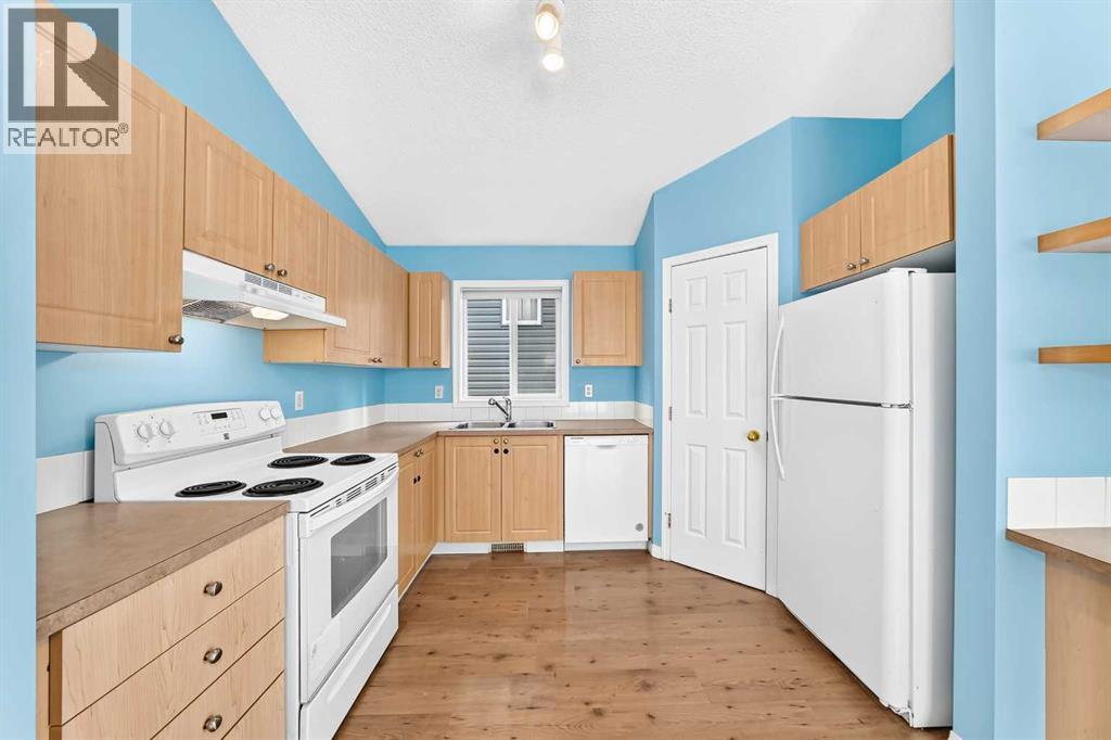76 Coville Close Ne, Calgary, Alberta  T3K 5W1 - Photo 6 - A2334149