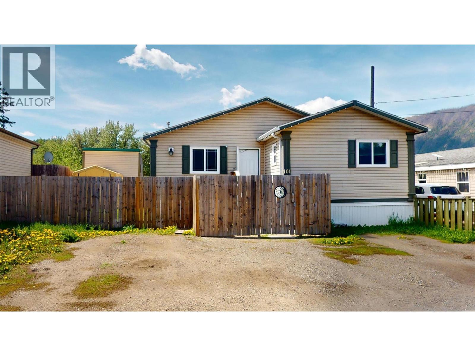 100 Industrial Road 1 Unit# 101, Sparwood, British Columbia  V0B 2G1 - Photo 2 - 10397628