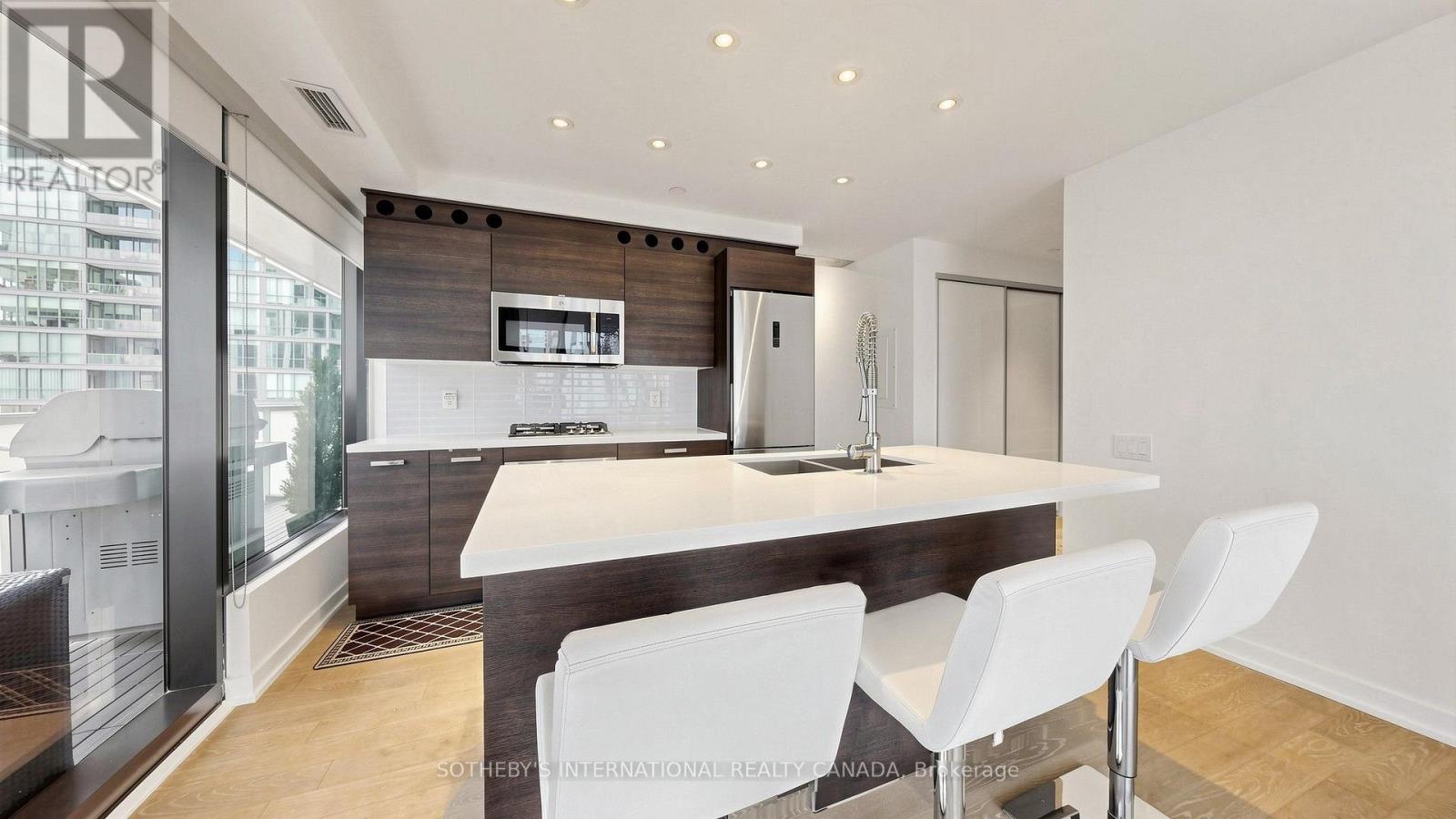 2807 - 11 Charlotte Street, Toronto, Ontario  M5V 0M6 - Photo 15 - C13708050