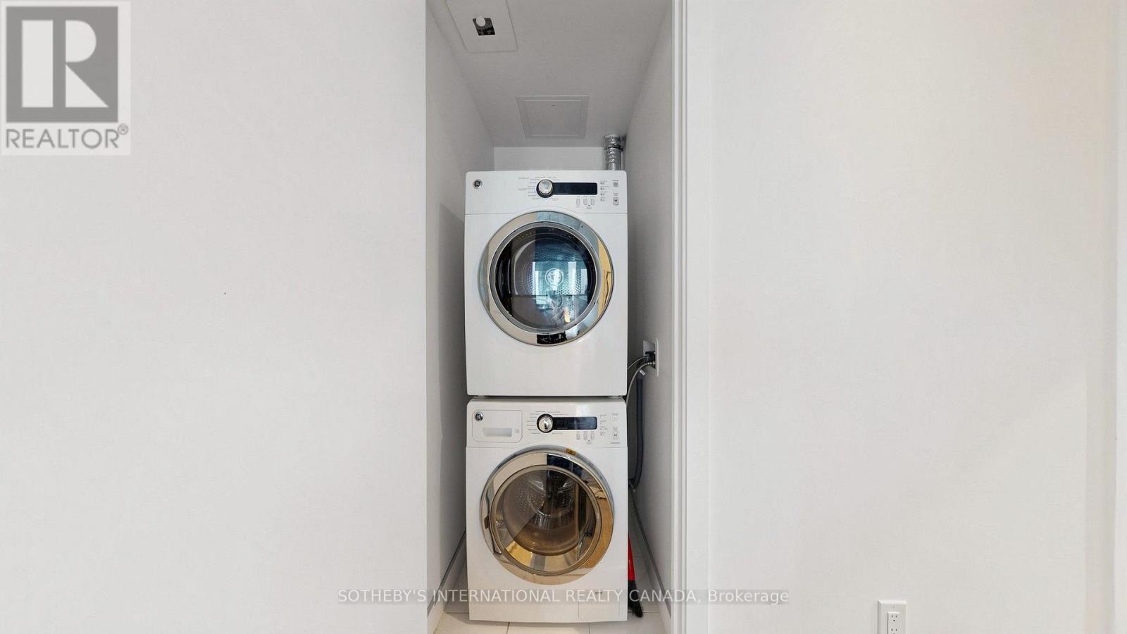 2807 - 11 Charlotte Street, Toronto, Ontario  M5V 0M6 - Photo 32 - C13708050