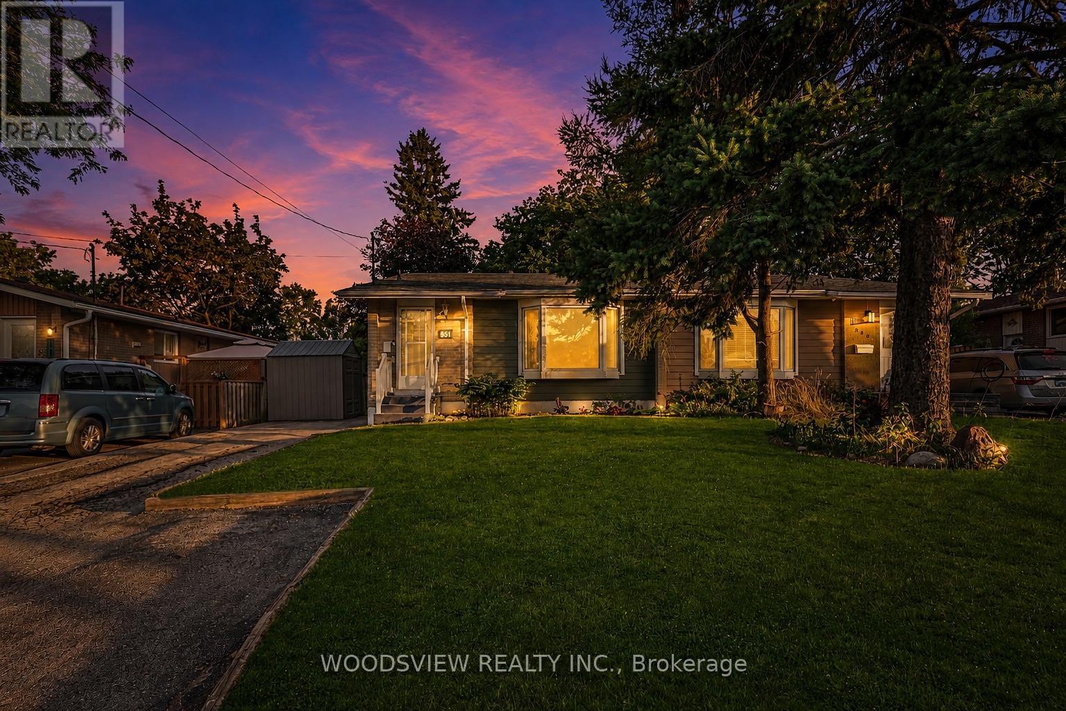 851 MORETTA AVENUE, Pickering, Ontario