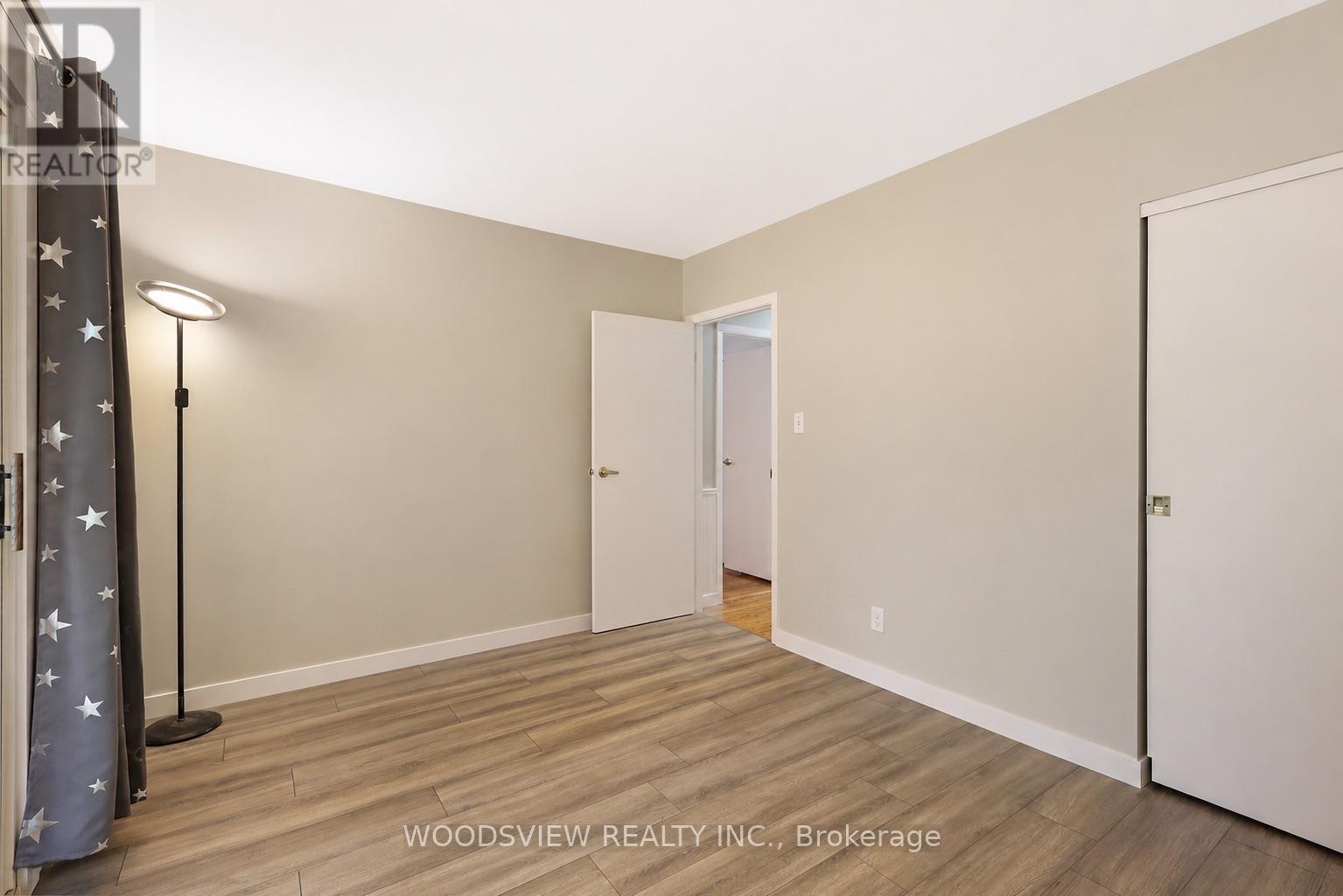 851 Moretta Avenue, Pickering, Ontario  L1W 2K1 - Photo 8 - E13708066