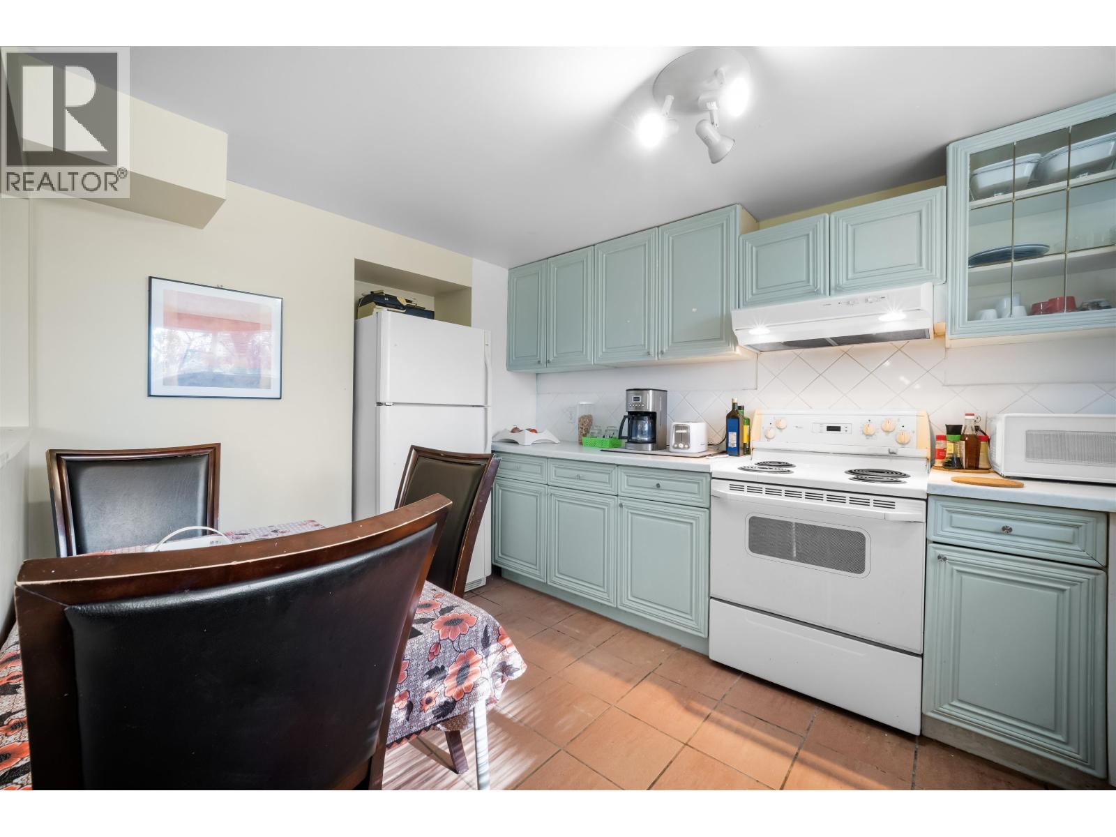 521 Brookmere Avenue, Coquitlam, British Columbia  V3J 1W8 - Photo 22 - R3158265