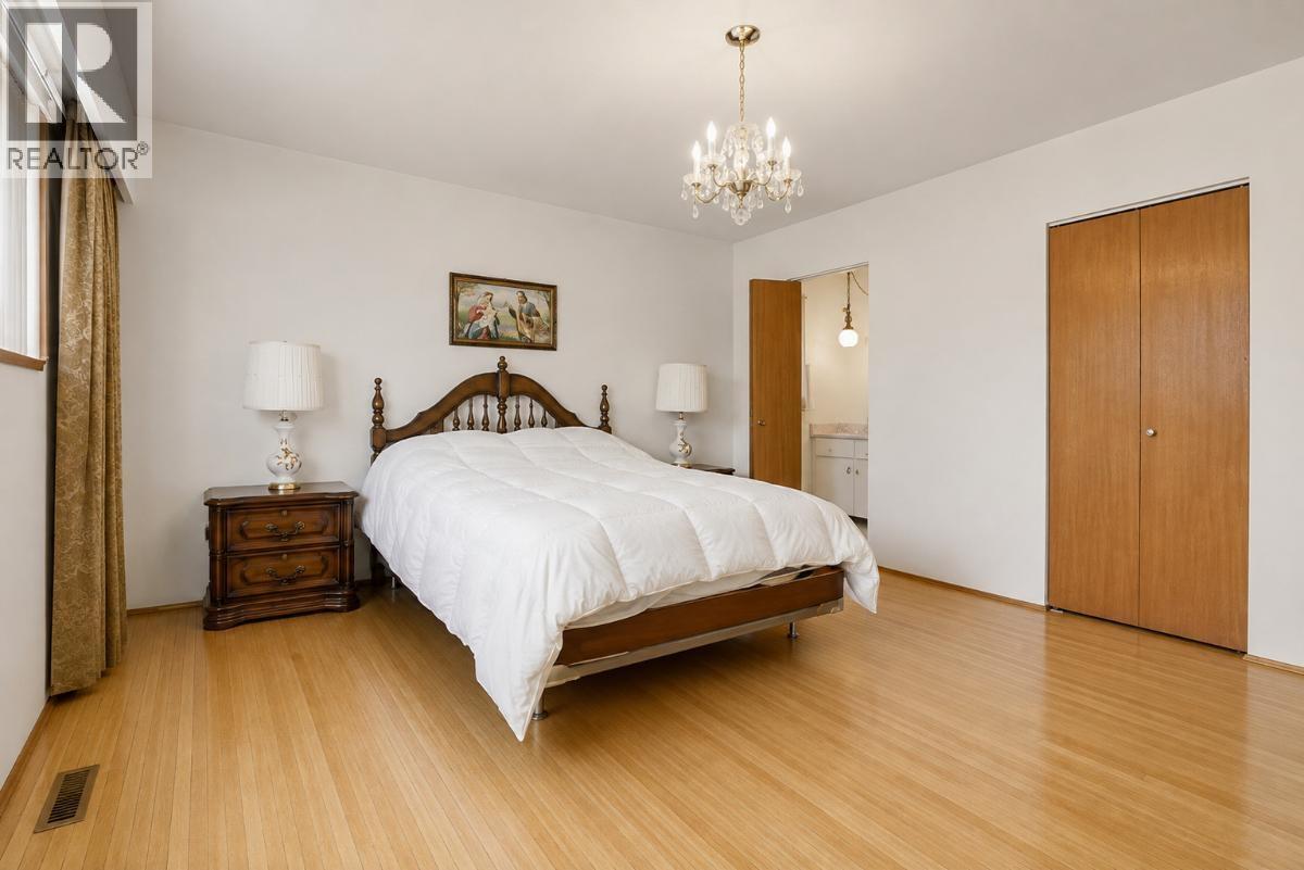 232 Macdonald Avenue, Burnaby, British Columbia  V5C 4M7 - Photo 15 - R3158267