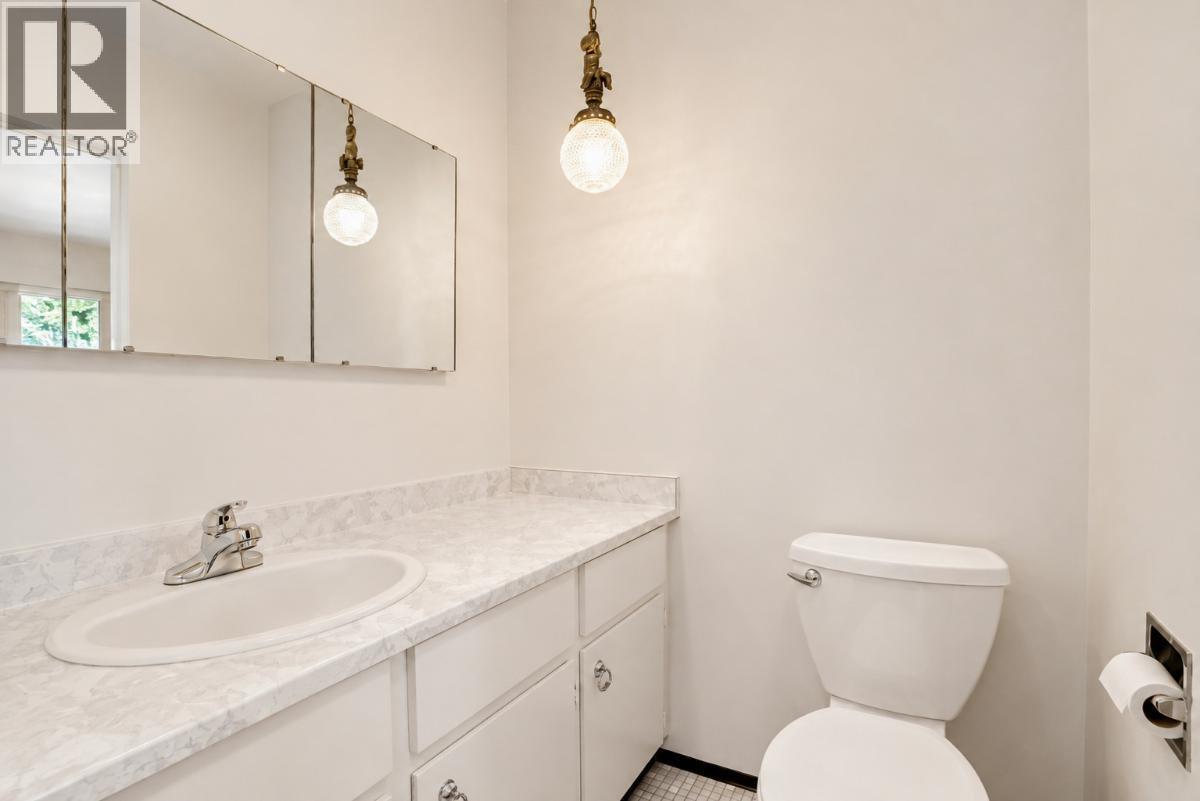 232 Macdonald Avenue, Burnaby, British Columbia  V5C 4M7 - Photo 17 - R3158267