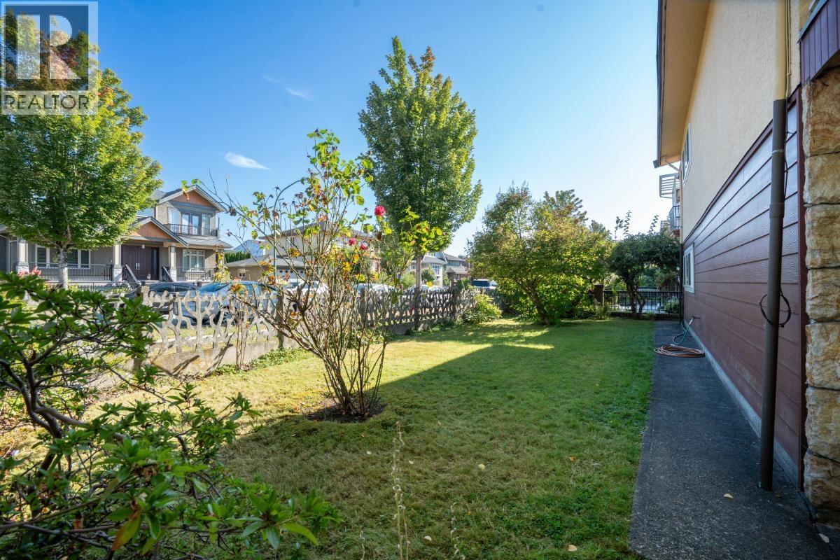 232 Macdonald Avenue, Burnaby, British Columbia  V5C 4M7 - Photo 23 - R3158267