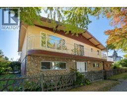 232 MACDONALD AVENUE, Burnaby, British Columbia
