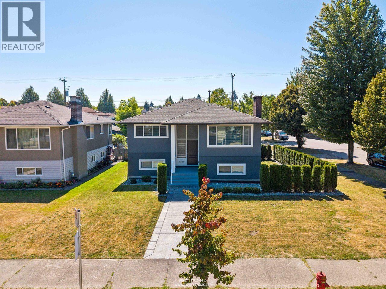 3006 E GEORGIA STREET, Vancouver, British Columbia