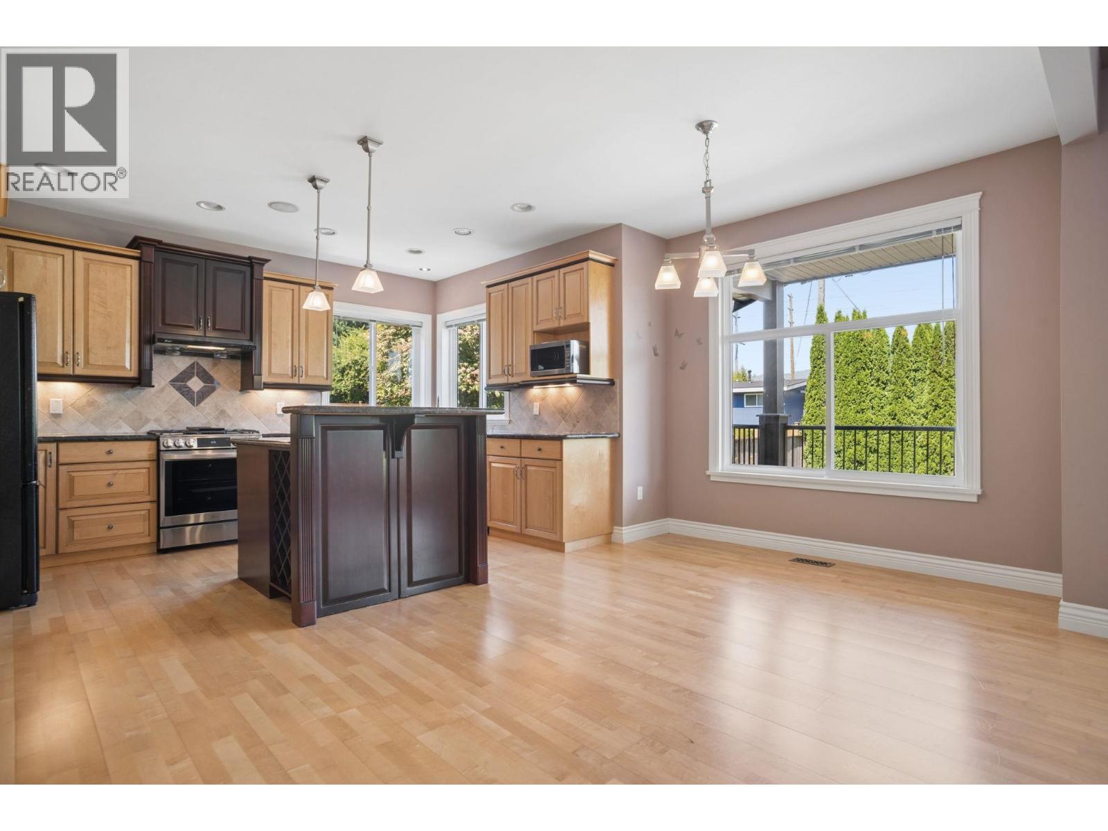 789 Grover Avenue, Coquitlam, British Columbia  V3J 3C9 - Photo 12 - R3158297