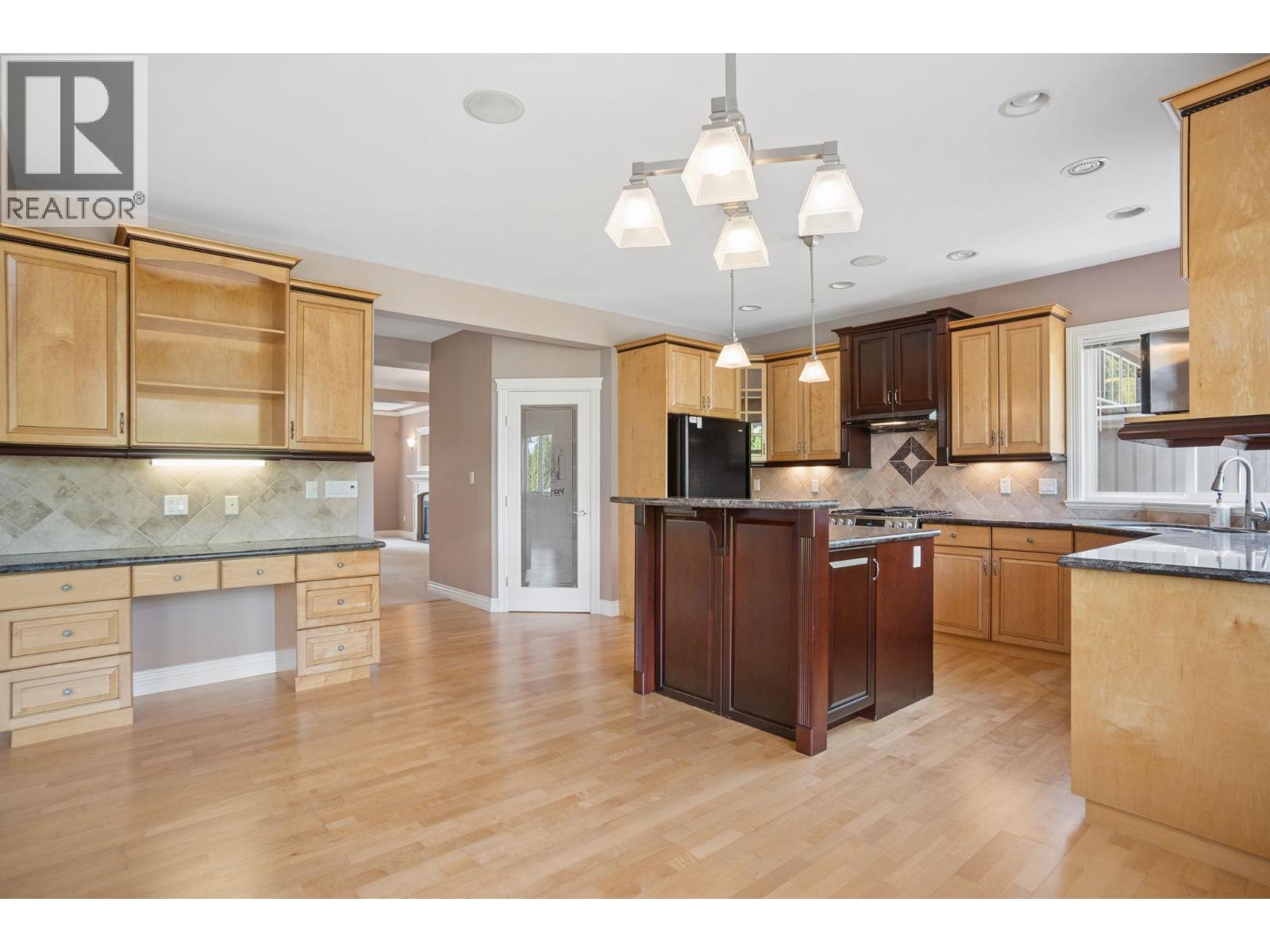 789 Grover Avenue, Coquitlam, British Columbia  V3J 3C9 - Photo 13 - R3158297