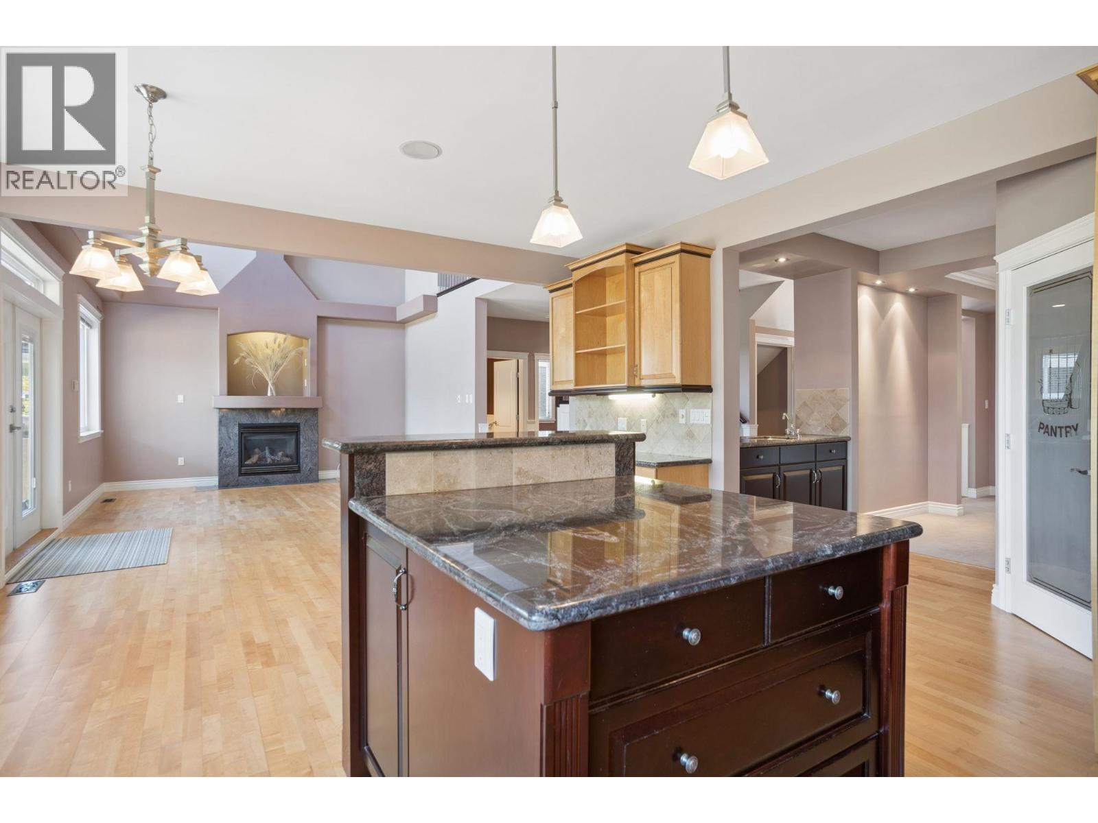789 Grover Avenue, Coquitlam, British Columbia  V3J 3C9 - Photo 17 - R3158297