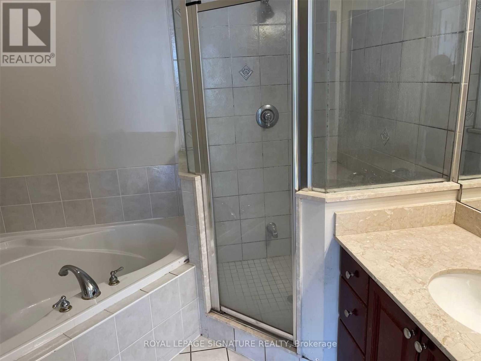 2811 - 25 Kingsbridge Garden Circle, Mississauga, Ontario  L5R 4B1 - Photo 16 - W13708108