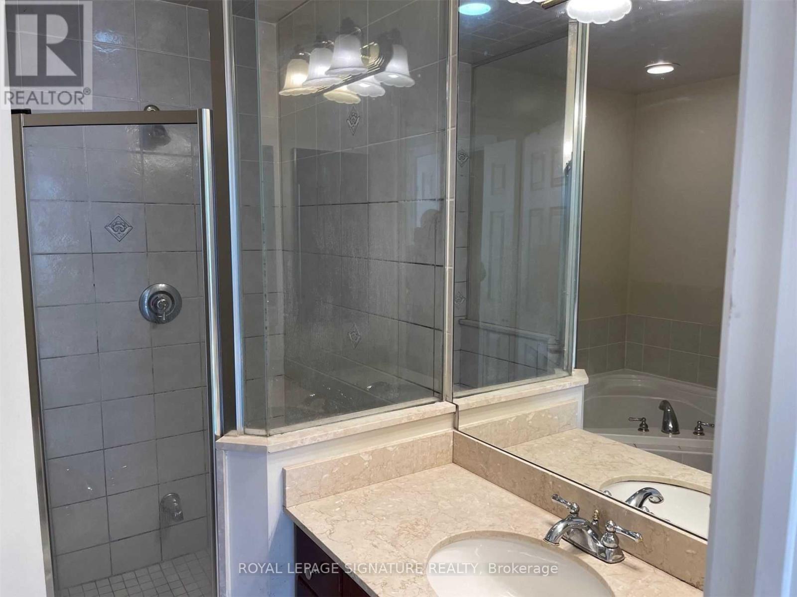 2811 - 25 Kingsbridge Garden Circle, Mississauga, Ontario  L5R 4B1 - Photo 17 - W13708108