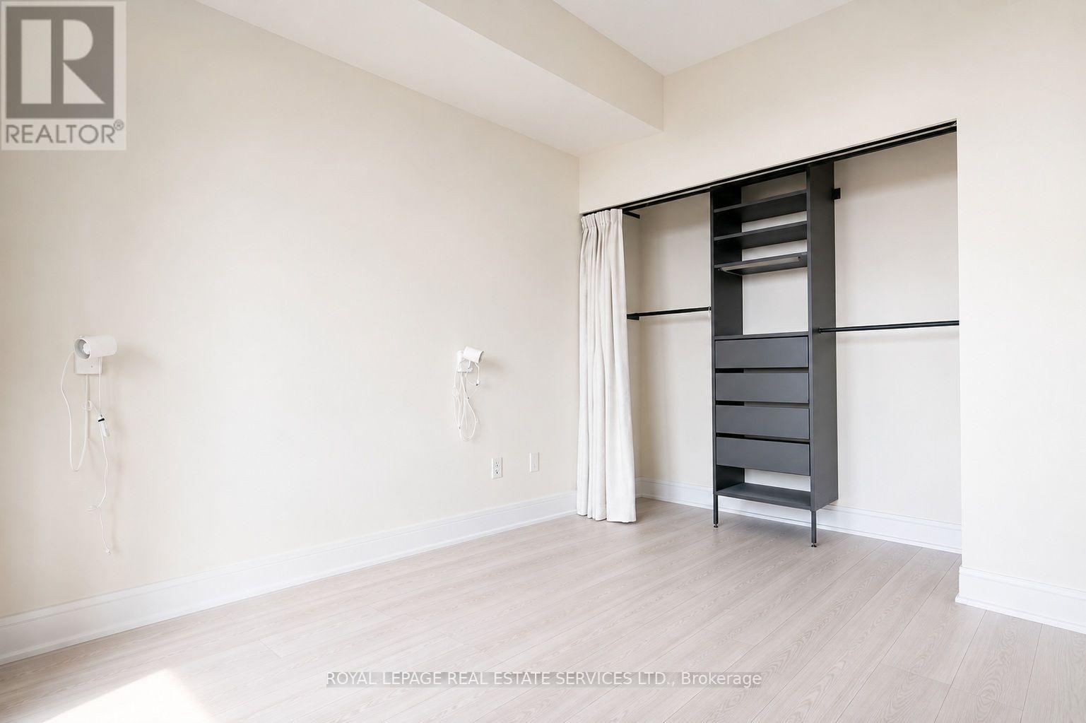 2008 - 88 Sheppard Avenue E, Toronto, Ontario  M2N 6Y2 - Photo 5 - C13704850