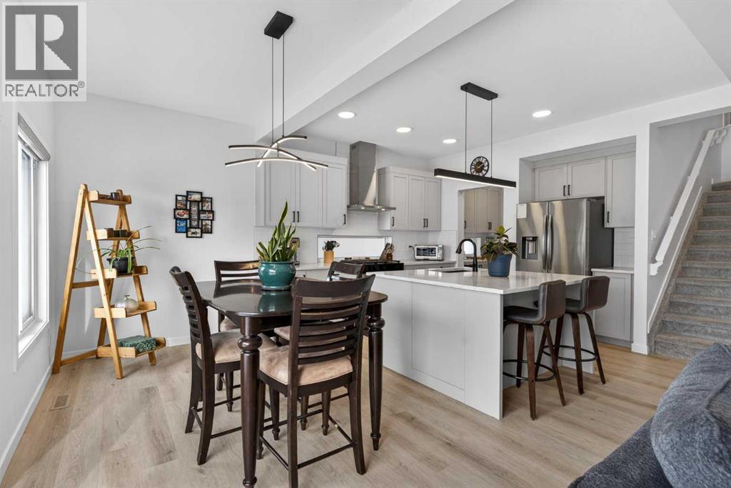553 Baywater Manor SW, Airdrie, Alberta  T4B 5R7 - Photo 2 - A2284743
