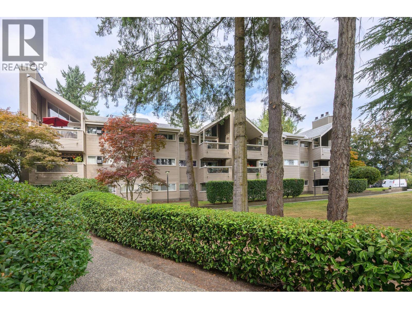 309 932 ROBINSON STREET, Coquitlam, British Columbia