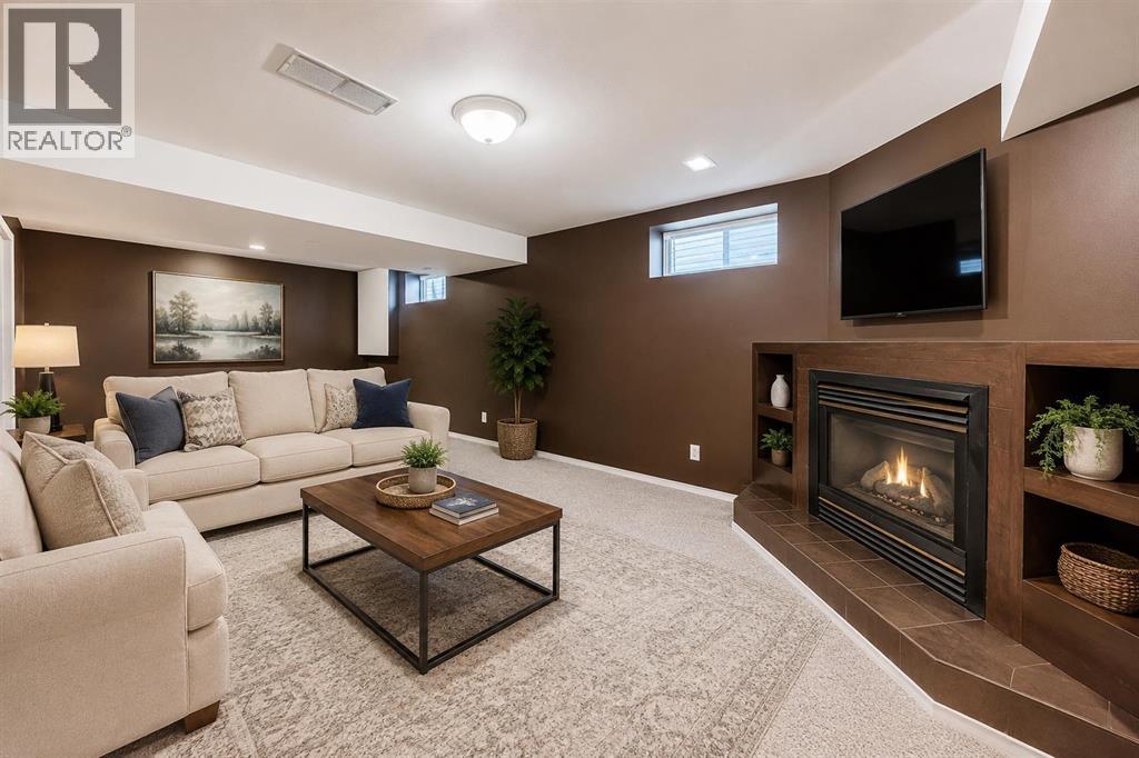 168 Tuscany Valley Drive NW, Calgary, Alberta  T3L 2C2 - Photo 5 - A2310876