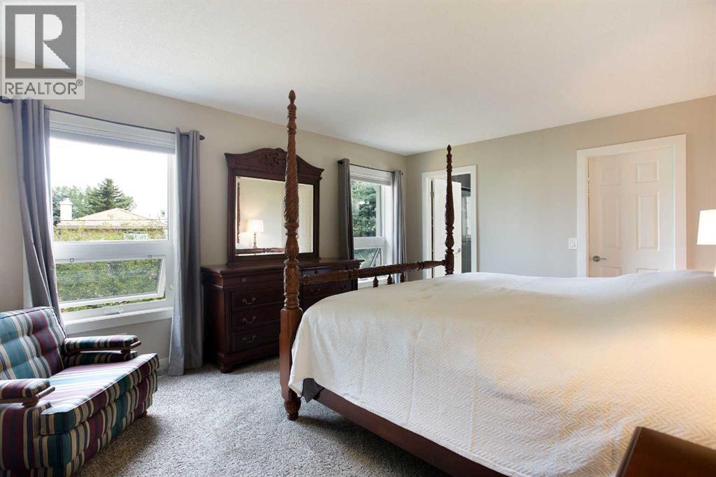 24 Sun Harbour Place SE, Calgary, Alberta  T2X 3B2 - Photo 13 - A2336243