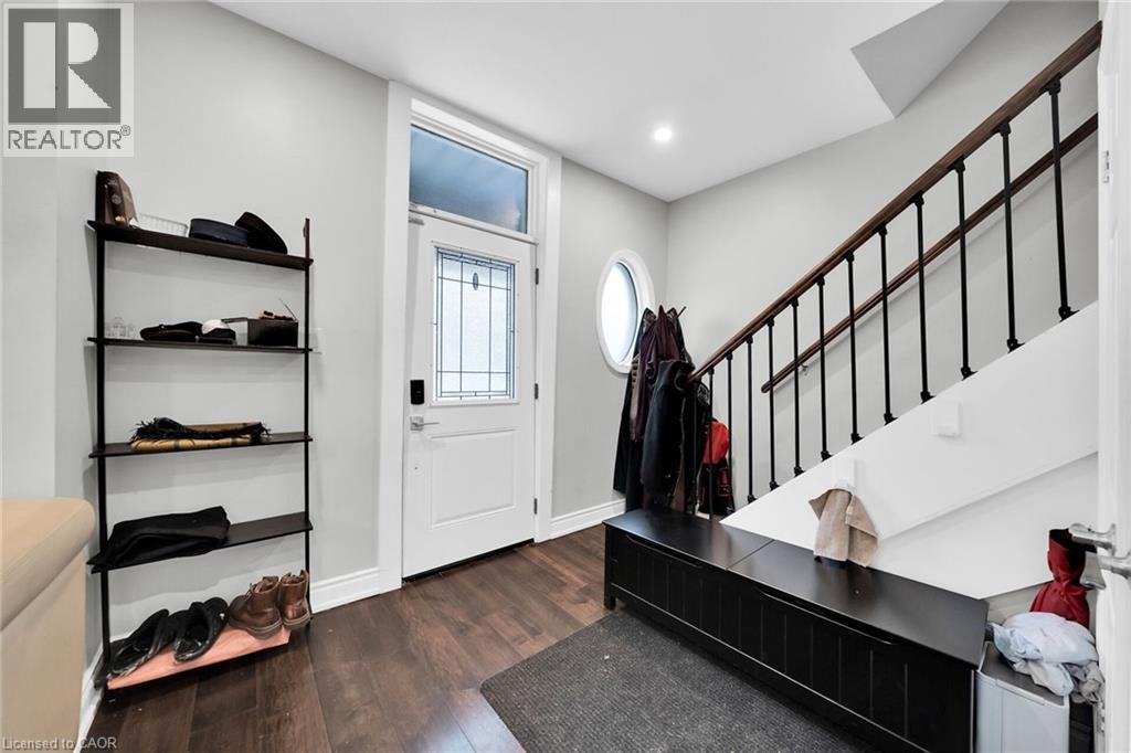 199 Bay Street N, Hamilton, Ontario  L8R 2R1 - Photo 4 - 40852995