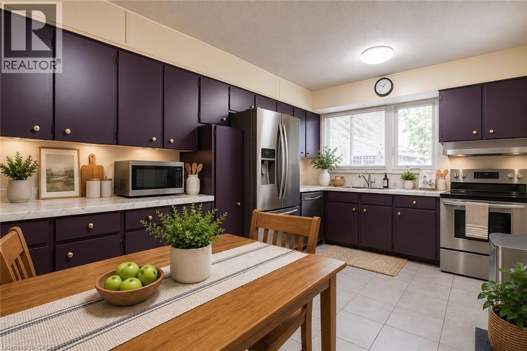 374 Upper Wentworth Street, Hamilton, Ontario L9A 4T5 - Photo 32 - 40854550