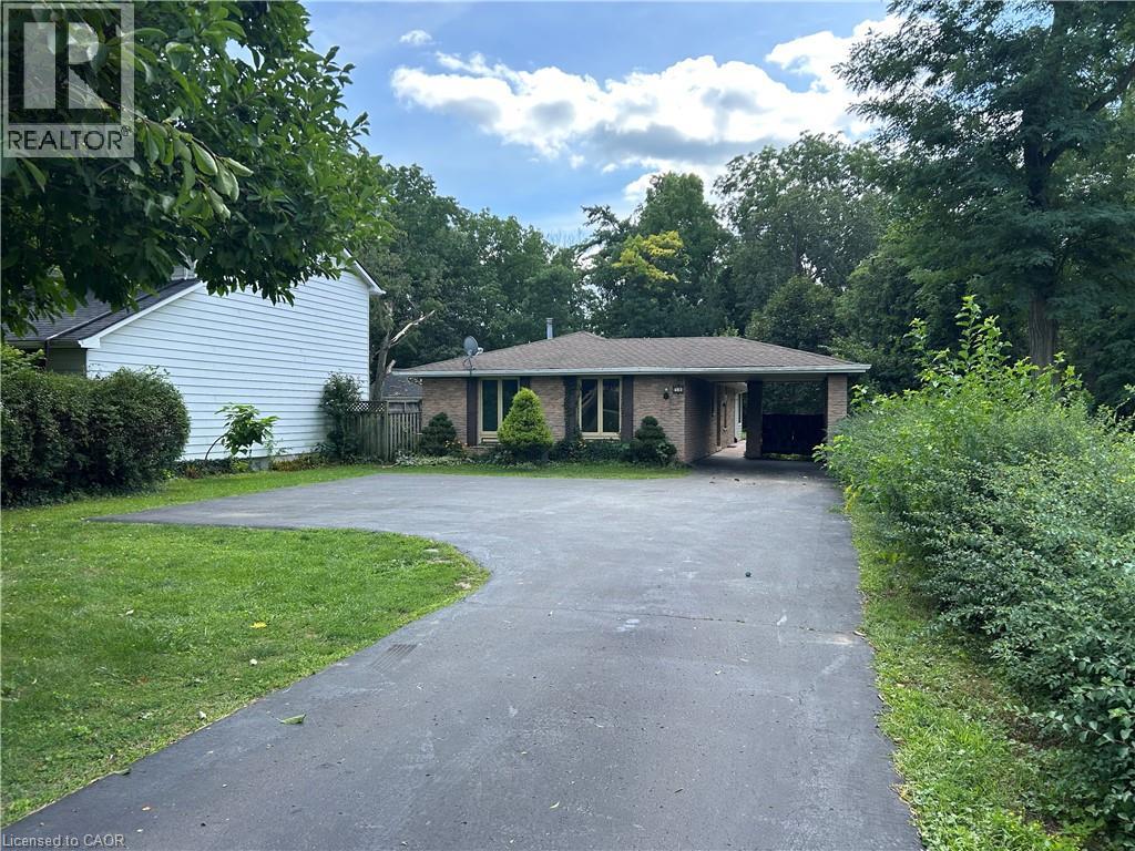 90 QUEENSWAY E, Simcoe, Ontario