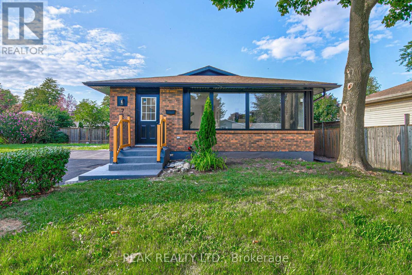 7385 NORTH DORSET PLACE, Niagara Falls, Ontario