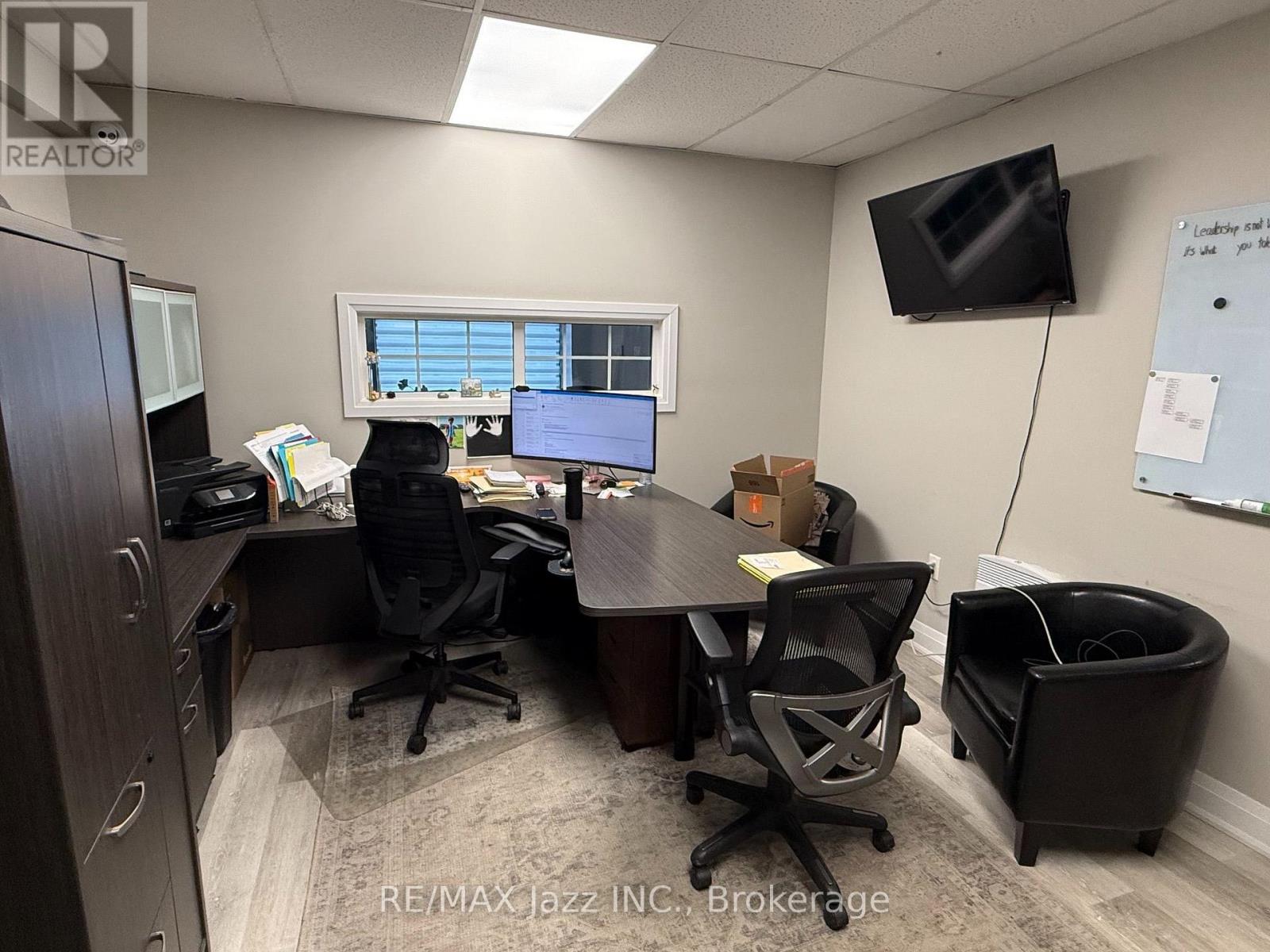 10 Centre Street N, Oshawa, Ontario  L1G 4B3 - Photo 10 - E13419662