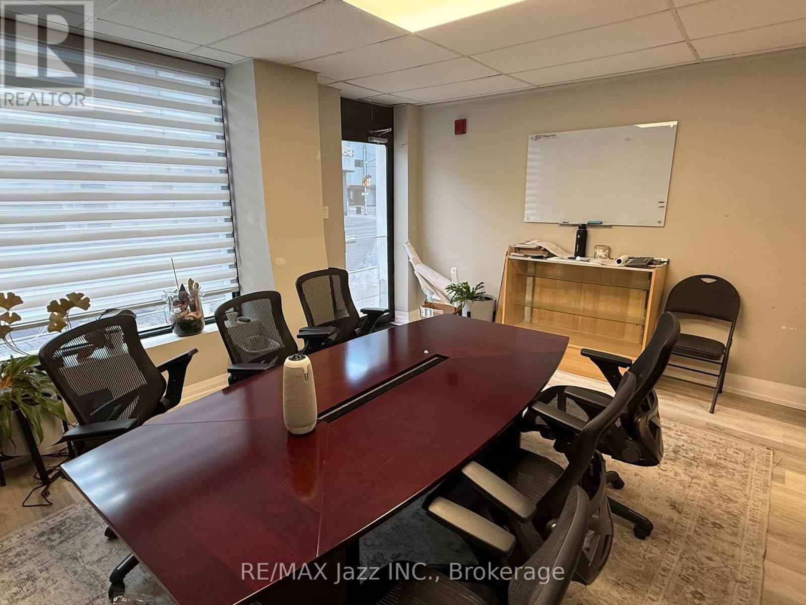 10 Centre Street N, Oshawa, Ontario  L1G 4B3 - Photo 12 - E13419662