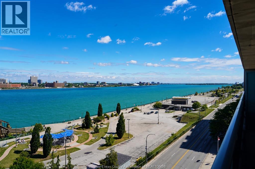 111 RIVERSIDE DRIVE Unit# 903, Windsor, Ontario