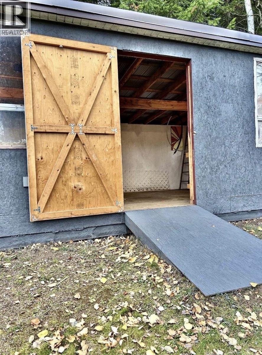 310 Mountain View Road, Mcbride, British Columbia  V0J 2E0 - Photo 18 - R3071226