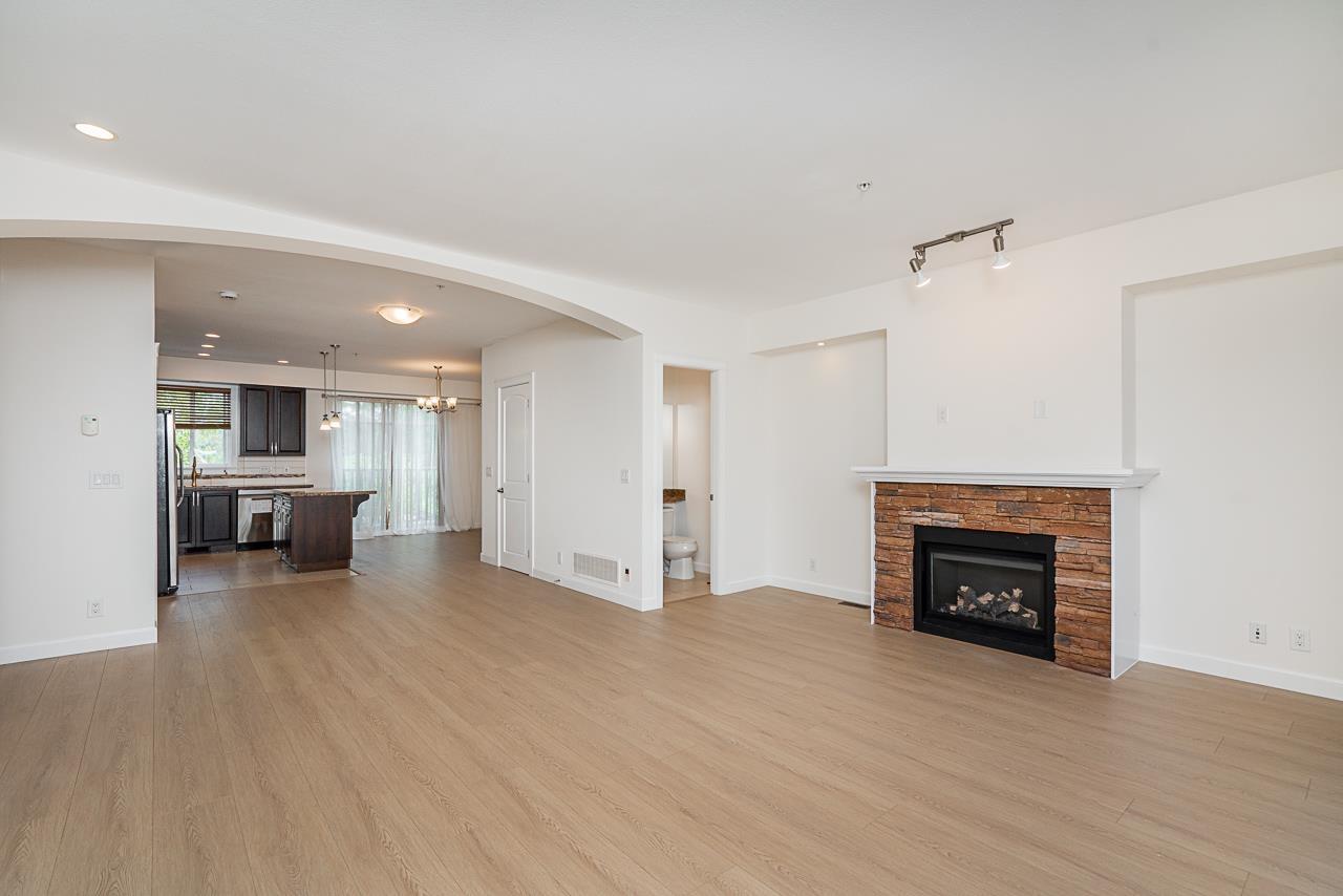 55 20738 84 Avenue, Langley, British Columbia  V2Y 0J6 - Photo 9 - R3158206