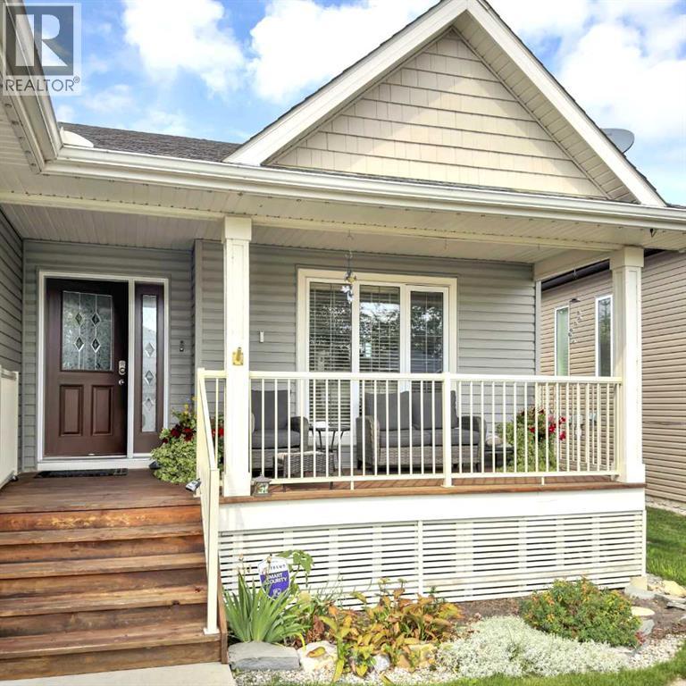 128 12 Ave NE, Sundre, Alberta