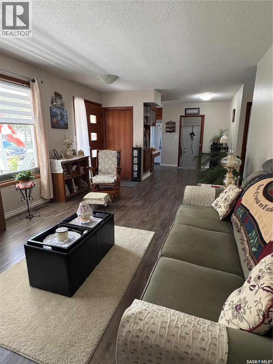 200 3rd Street Ne, Ituna, Saskatchewan  S0A 1N0 - Photo 8 - SK046502