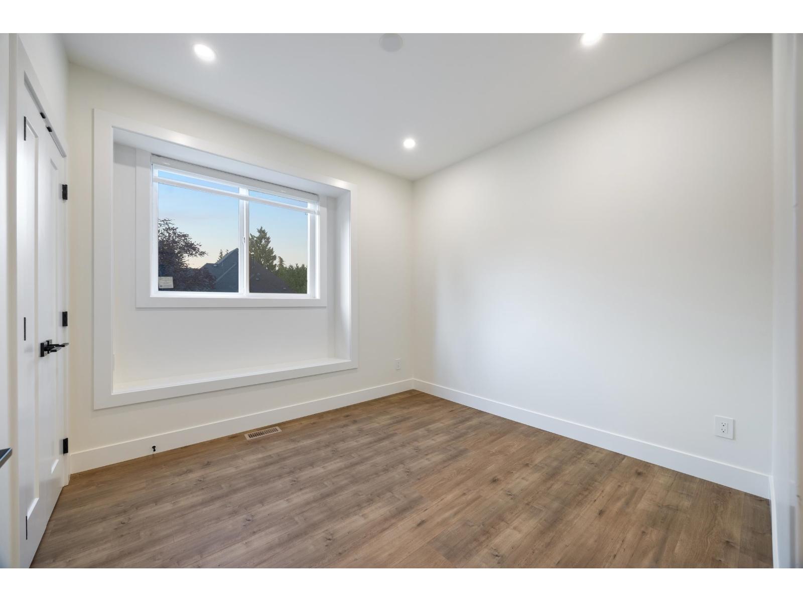 7028 205 Street, Langley, British Columbia  V2Y 1S9 - Photo 36 - R3152426