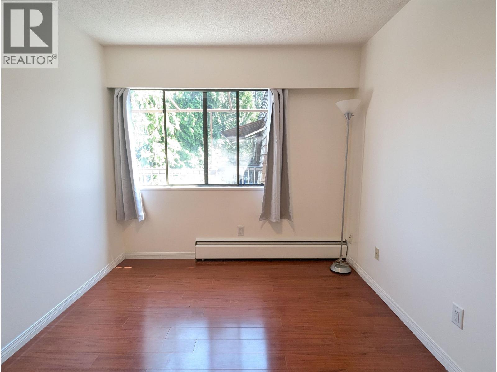 308 7428 19th Avenue, Burnaby, British Columbia V3N 1E1 - Photo 12 - R3154280