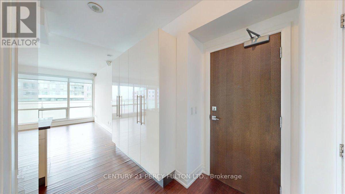 3001 - 80 John Street, Toronto, Ontario  M5V 3X4 - Photo 3 - C13581038