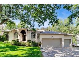 38 CASTLE DRIVE, Barrie, Ontario