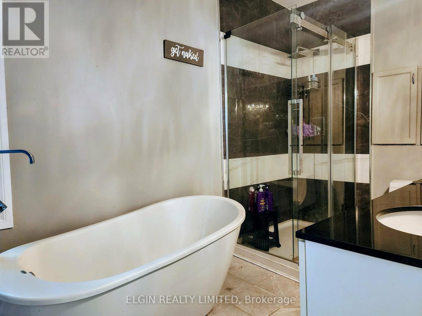 147 Victoria Street, Southwest Middlesex, Ontario  N0L 1M0 - Photo 16 - X13707838