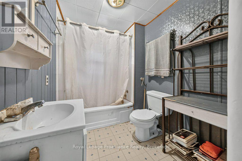 2452 Henderson Road, Frontenac, Ontario  K0K 1B0 - Photo 23 - X13708158