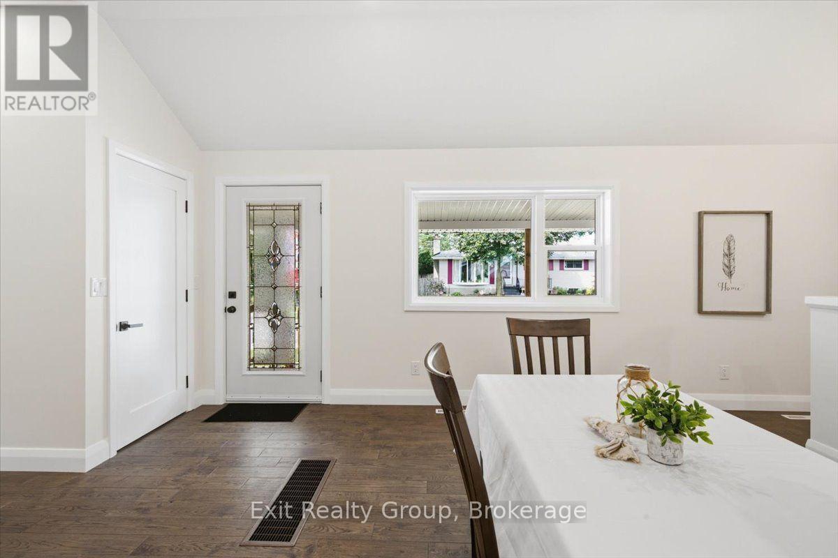 8 Albert Street, Prince Edward County, Ontario  K0K 2T0 - Photo 5 - X13708218
