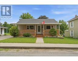 8 ALBERT STREET, Prince Edward County, Ontario