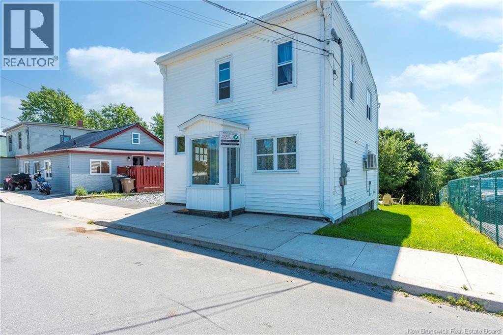 182 Visart Street, Saint John, New Brunswick  E2K 1P1 - Photo 3 - NB145612