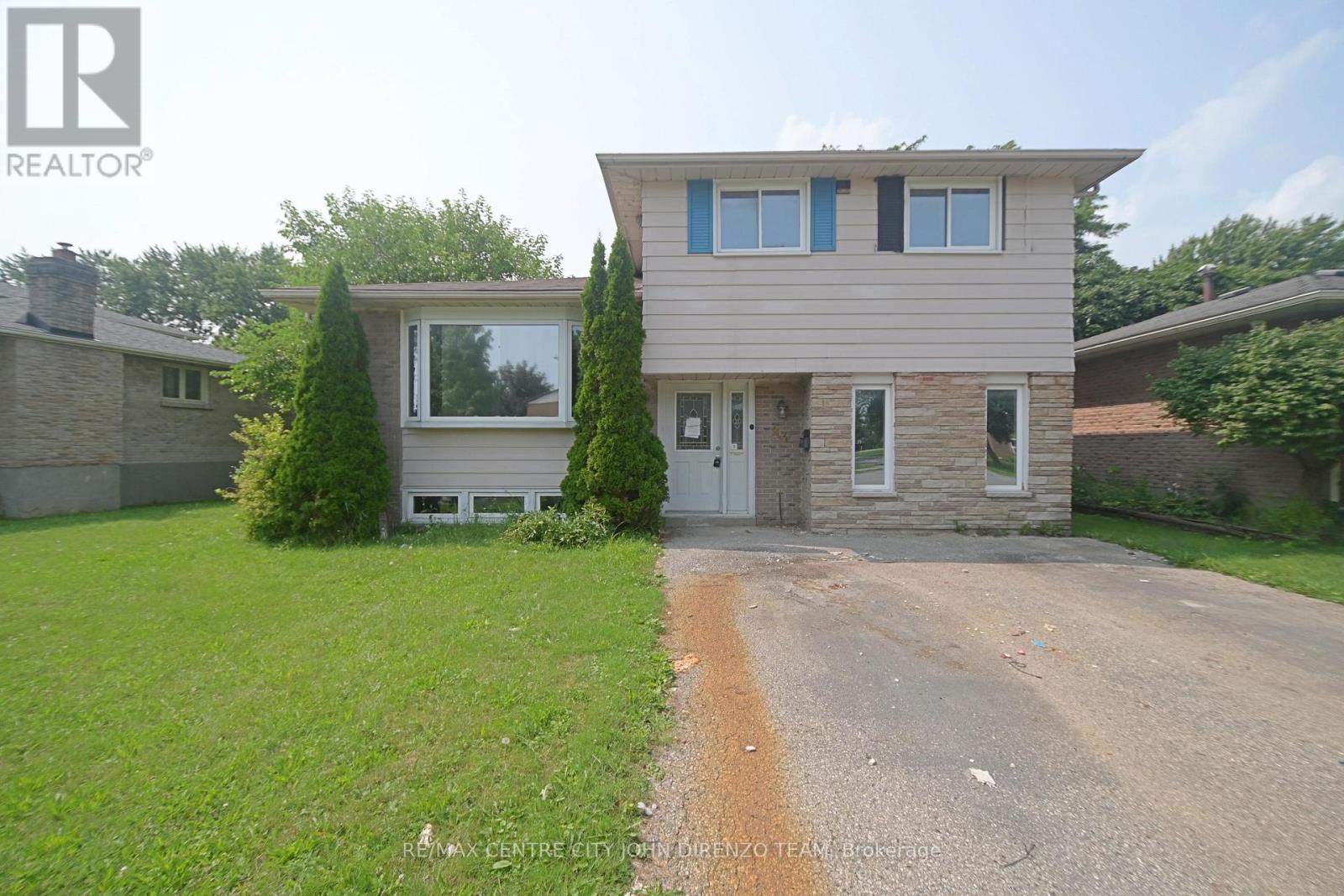 83 Confederation Drive, St. Thomas, Ontario  N5P 3Y2 - Photo 1 - X13708126