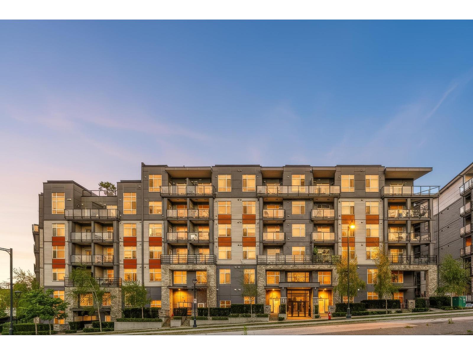 608 11077 RAVINE ROAD, Surrey, British Columbia