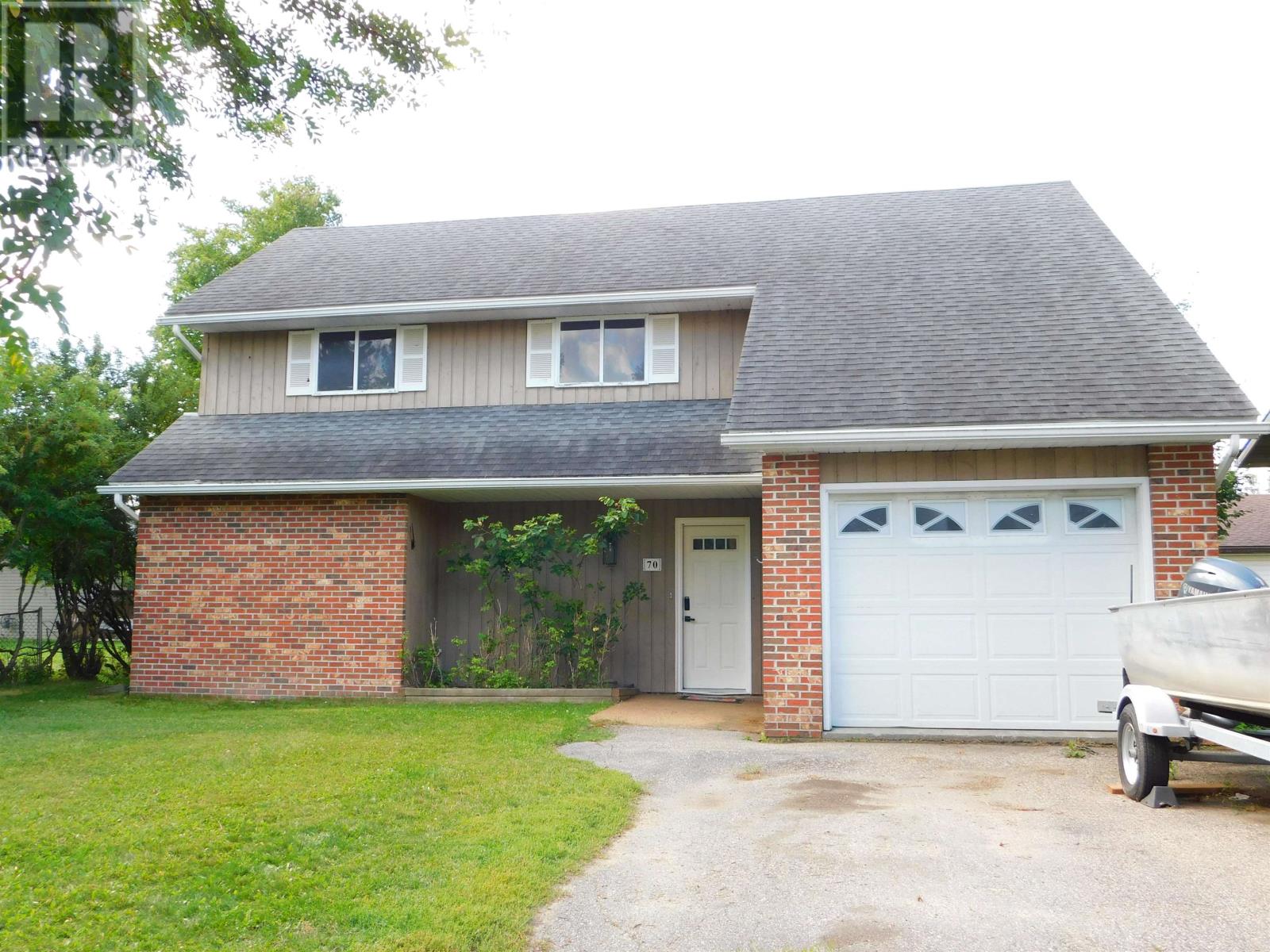 70 Wood St, Dryden, Ontario  P8N 1T2 - Photo 2 - TB2602319