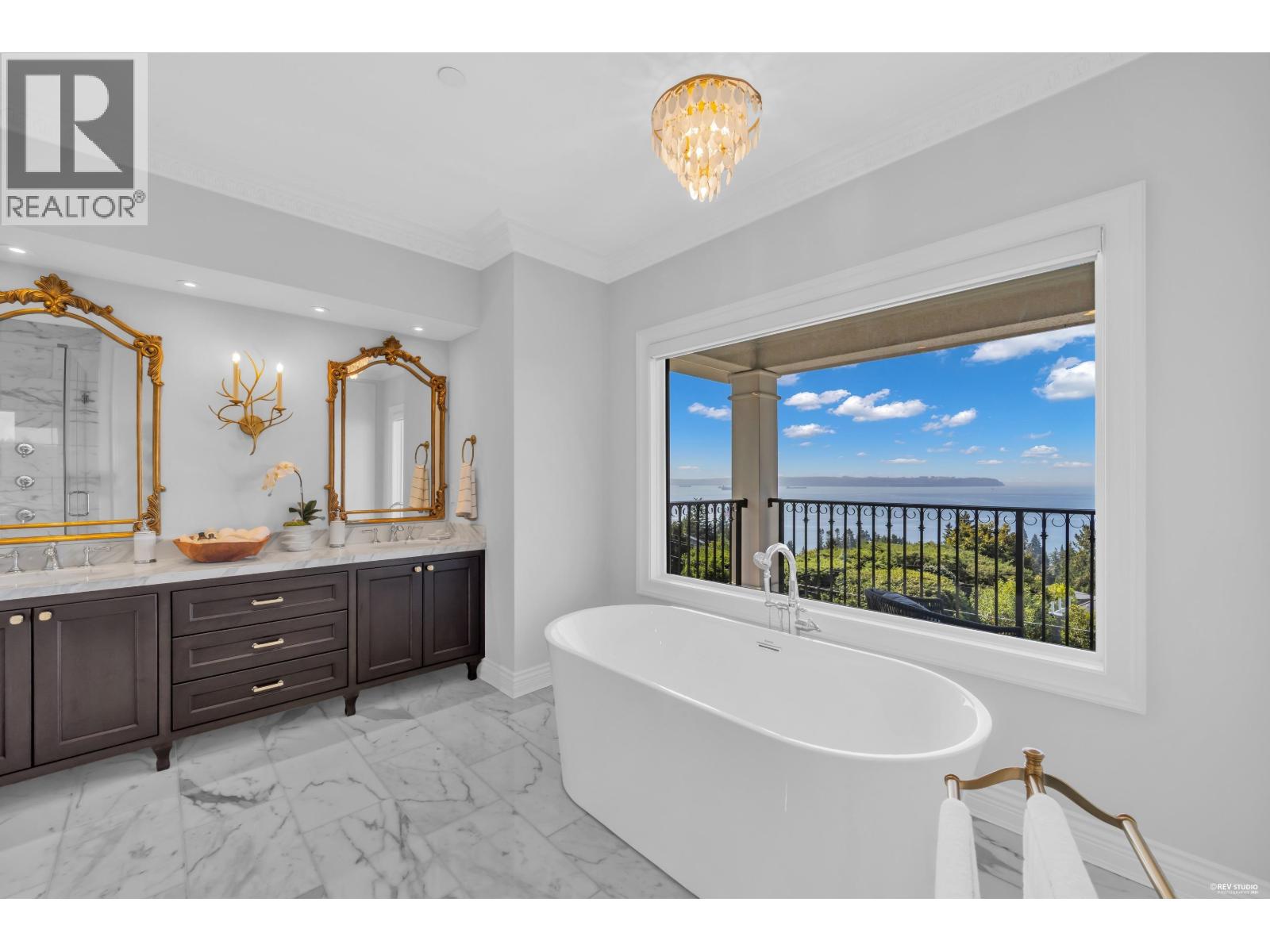 4135 Burkehill Place, West Vancouver, British Columbia  V7V 3M8 - Photo 23 - R3158210