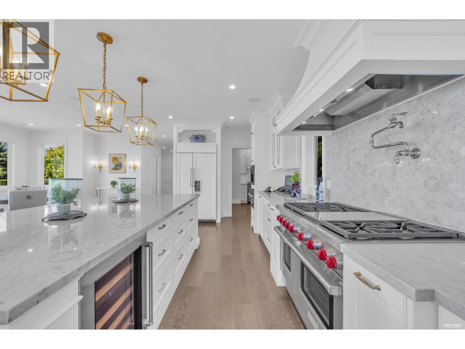 4135 Burkehill Place, West Vancouver, British Columbia  V7V 3M8 - Photo 9 - R3158210